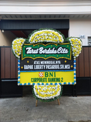 Papan Bunga Duka di Sadaniang